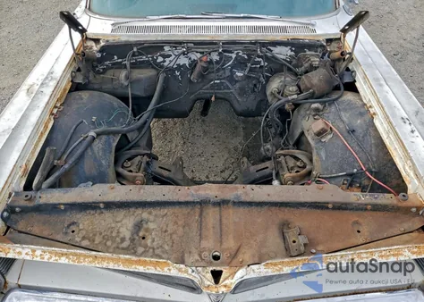 1963 Pontiac Starchief z USA, uszkodzony, nr VIN 663S30028